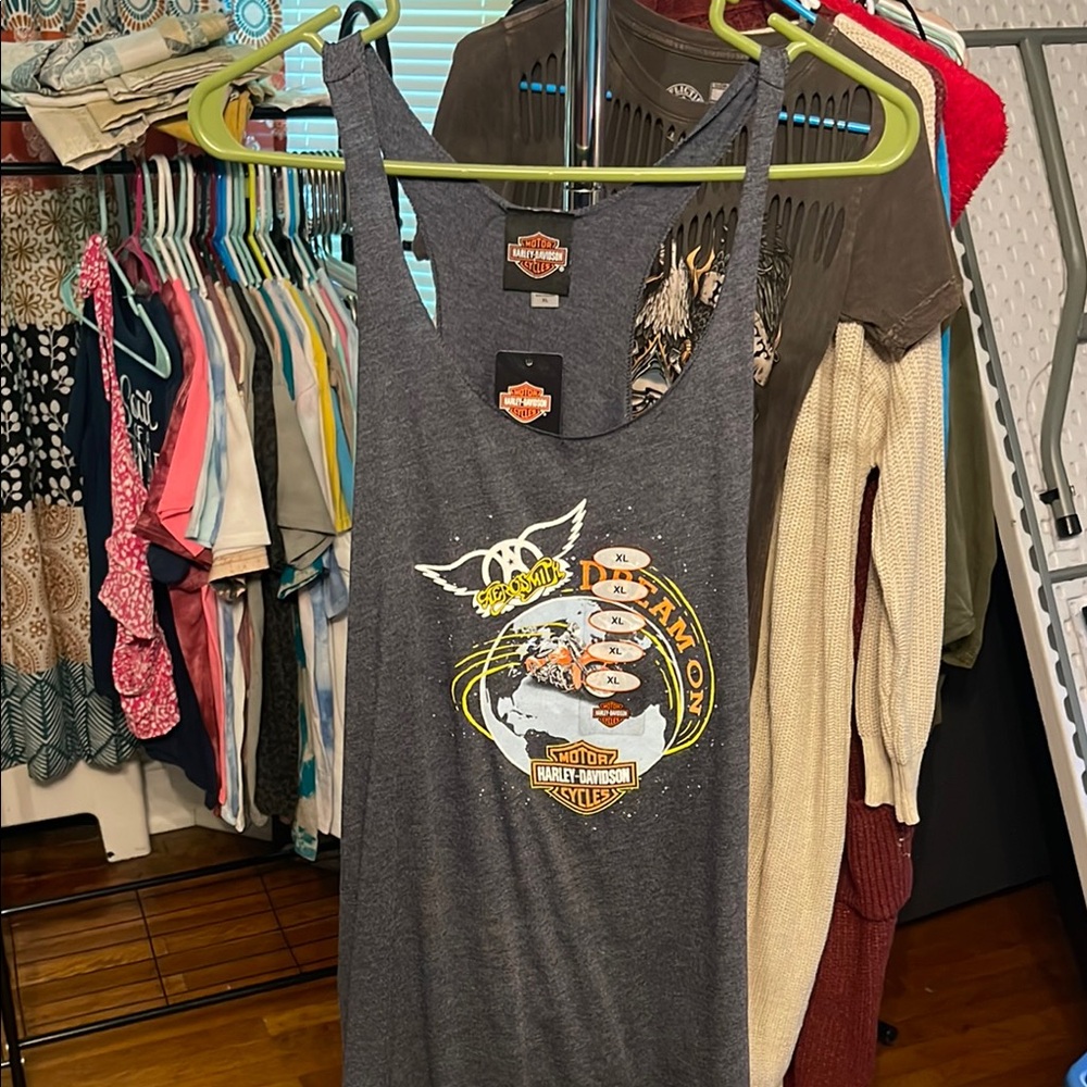 Harley-Davidson Tank Top with Graphic Design